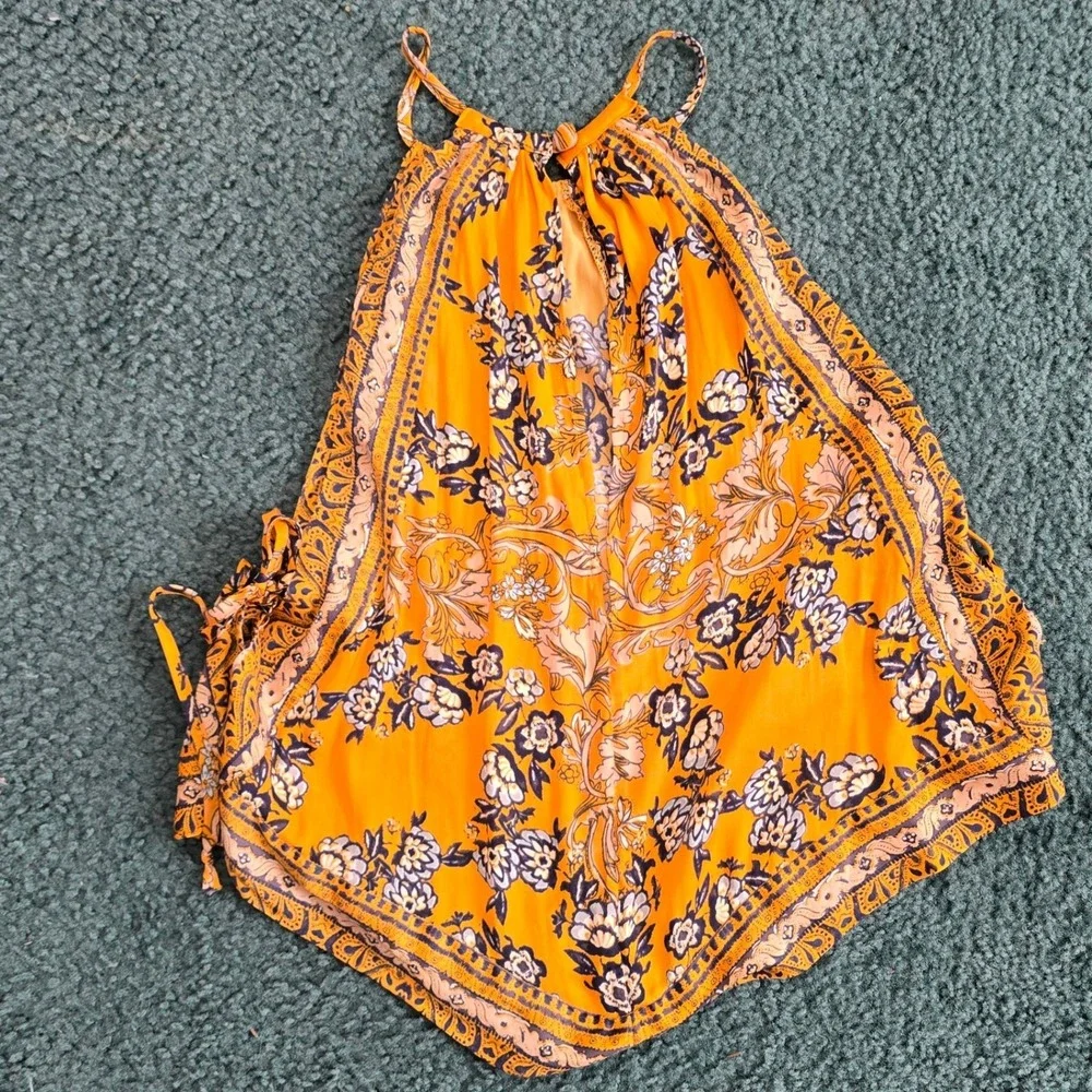 Free People Small Yellow Floral Paisley Handkerchief‎ Hem Halter Top Side Ties